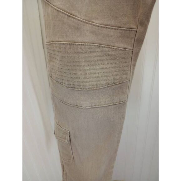 DG2 by Diane Gilman denim, high-rise,tan jeans size 8 - Picture 7 of 9